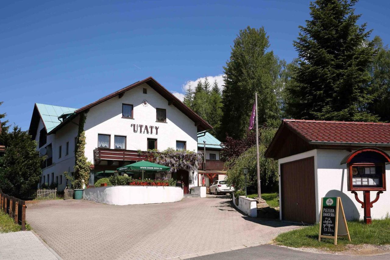 Pizzeria A Penzion Banderas Bayerisch Eisenstein Ngoại thất bức ảnh